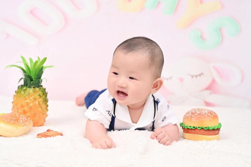 来宾3岁宝宝发烧肚子疼